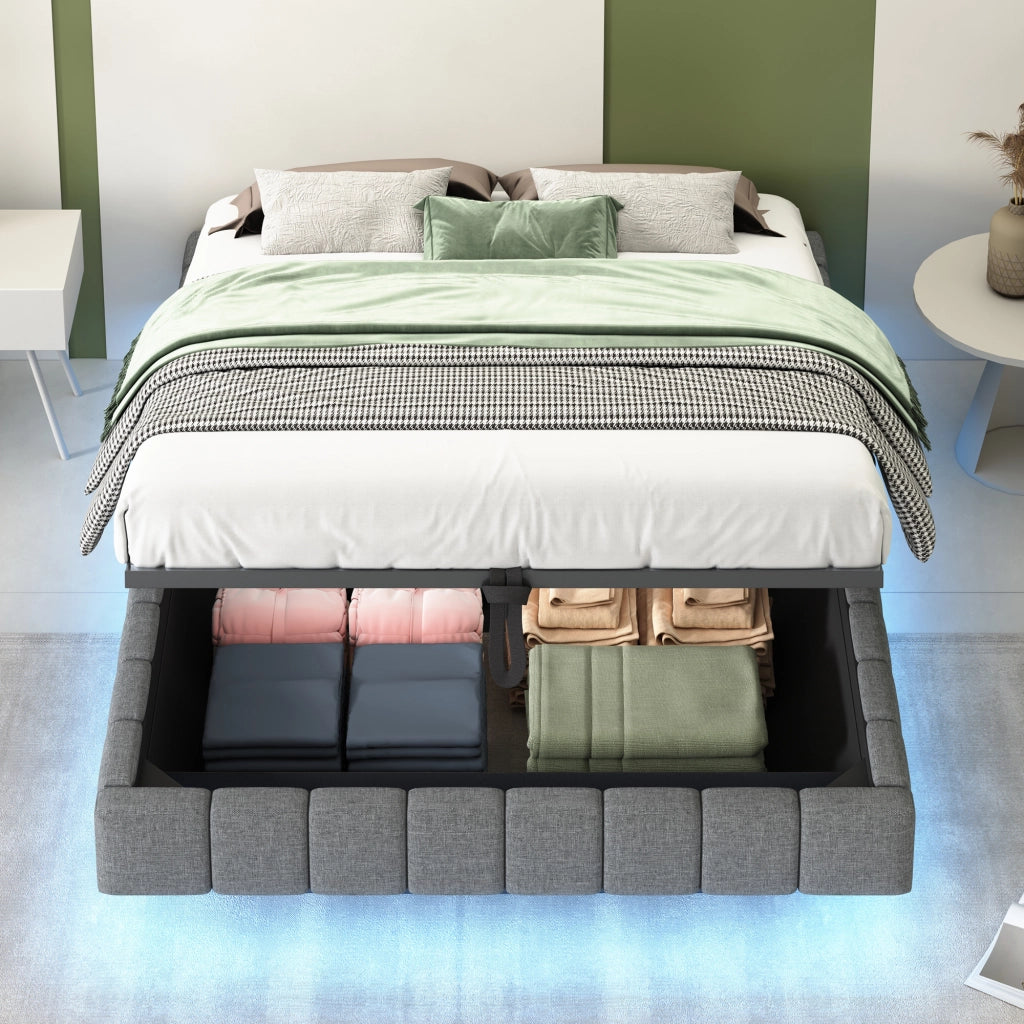 Letti contenitori 140x200 cm; sospeso con LED e spazio contenitore; tessuto e metallo grigio