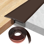 T-profile perimetrale transizione in PVC per porte di passaggio, profilo di transizione per connessione di pavimenti tra spazi di pavimenti in lastre di laminato (marrone, 5 cm x 3 m)