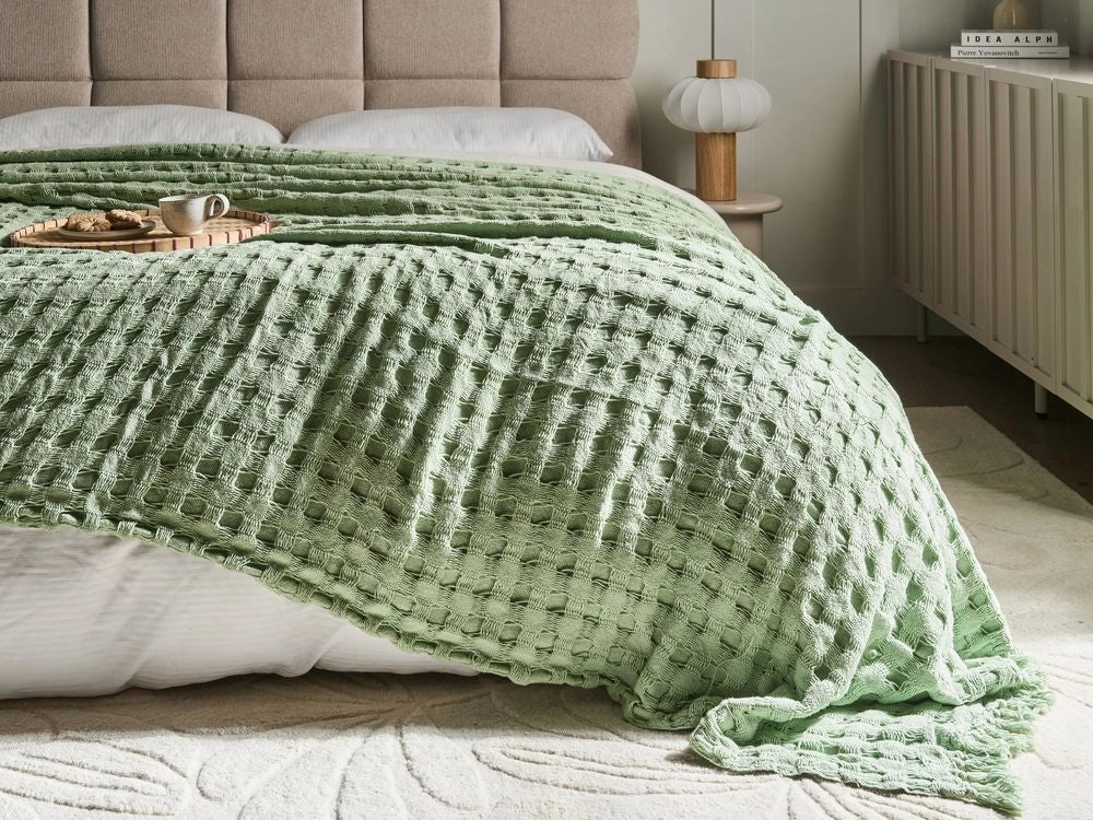 Copriletto in tessuto di cotone verde 220 x 240 cm con frange Coperta decorativa Biancheria da letto design classico Camera da letto