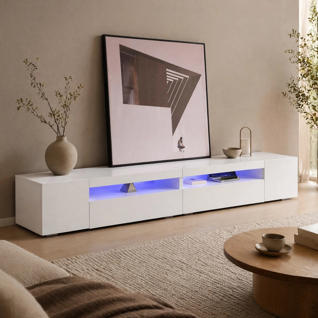 Mobile TV moderno bianco 240 cm con illuminazione LED variabile, struttura in MDF e design simmetrico