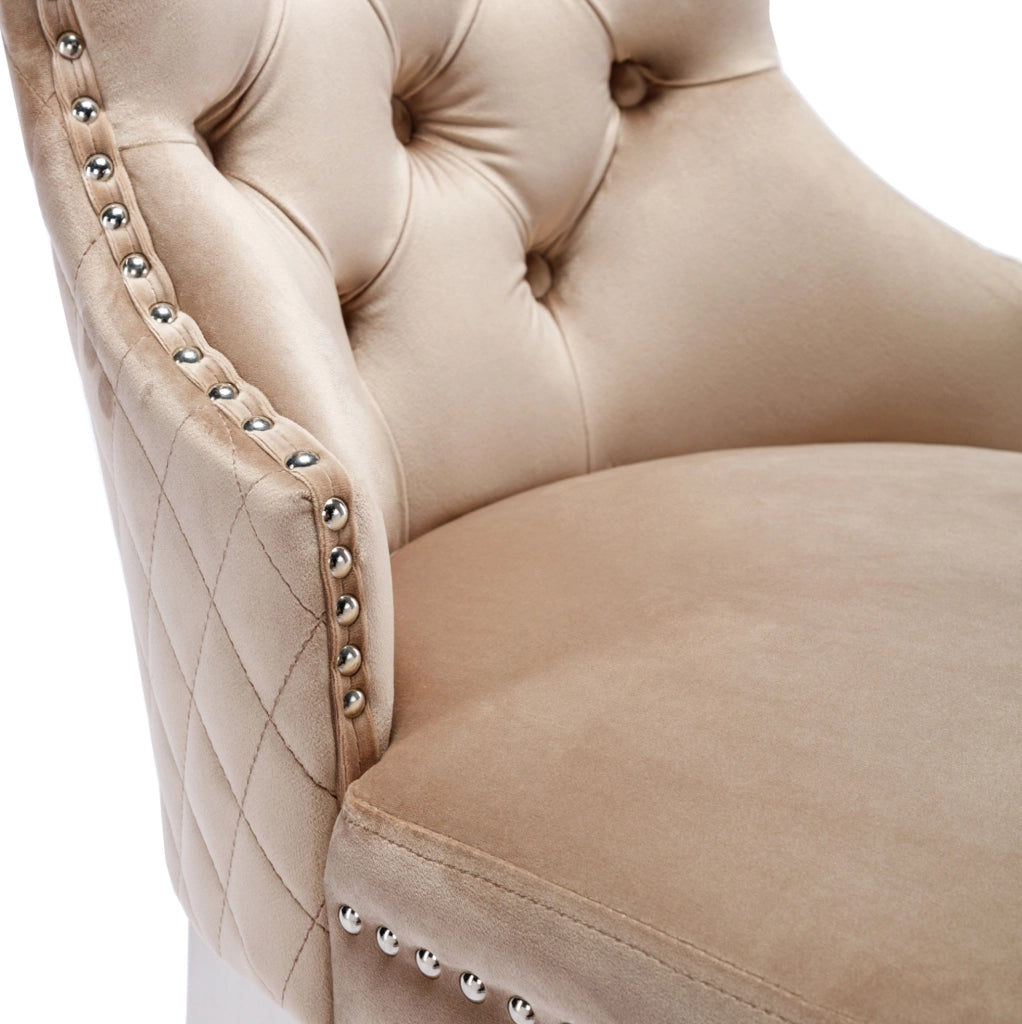 Sedia da pranzo 53x62.5x94.5 cm con schienale con fibbia quadrata; velluto beige
