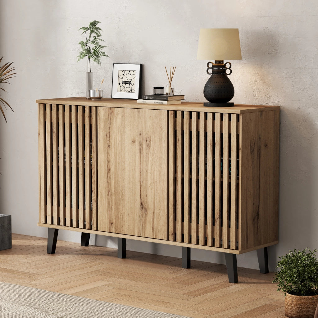 Credenza con 3 ante e 6 vani per soggiorno e ingresso in truciolare 150×40×95 cm rovere naturale
