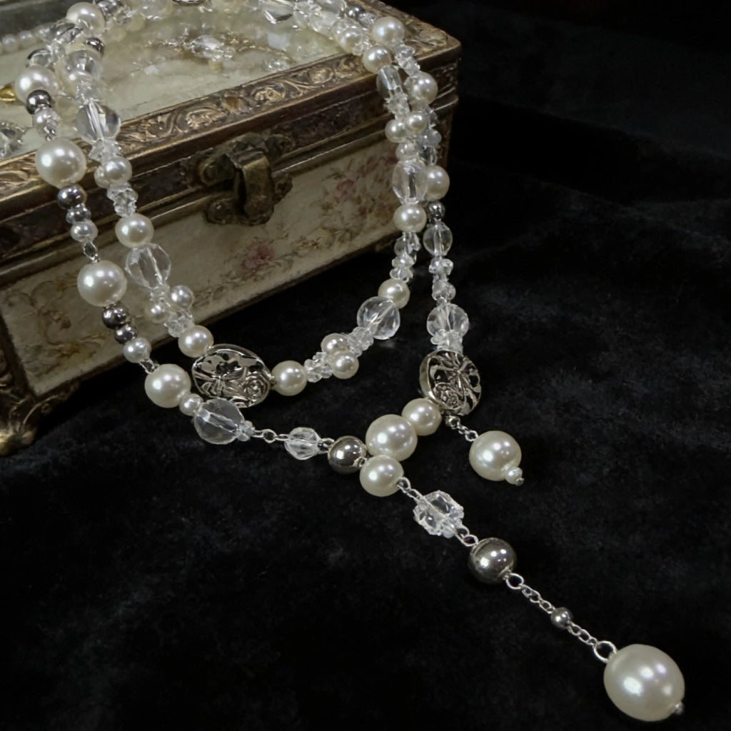 Collana da clavicola a strati in stile vintage con perline di cristallo rosa.