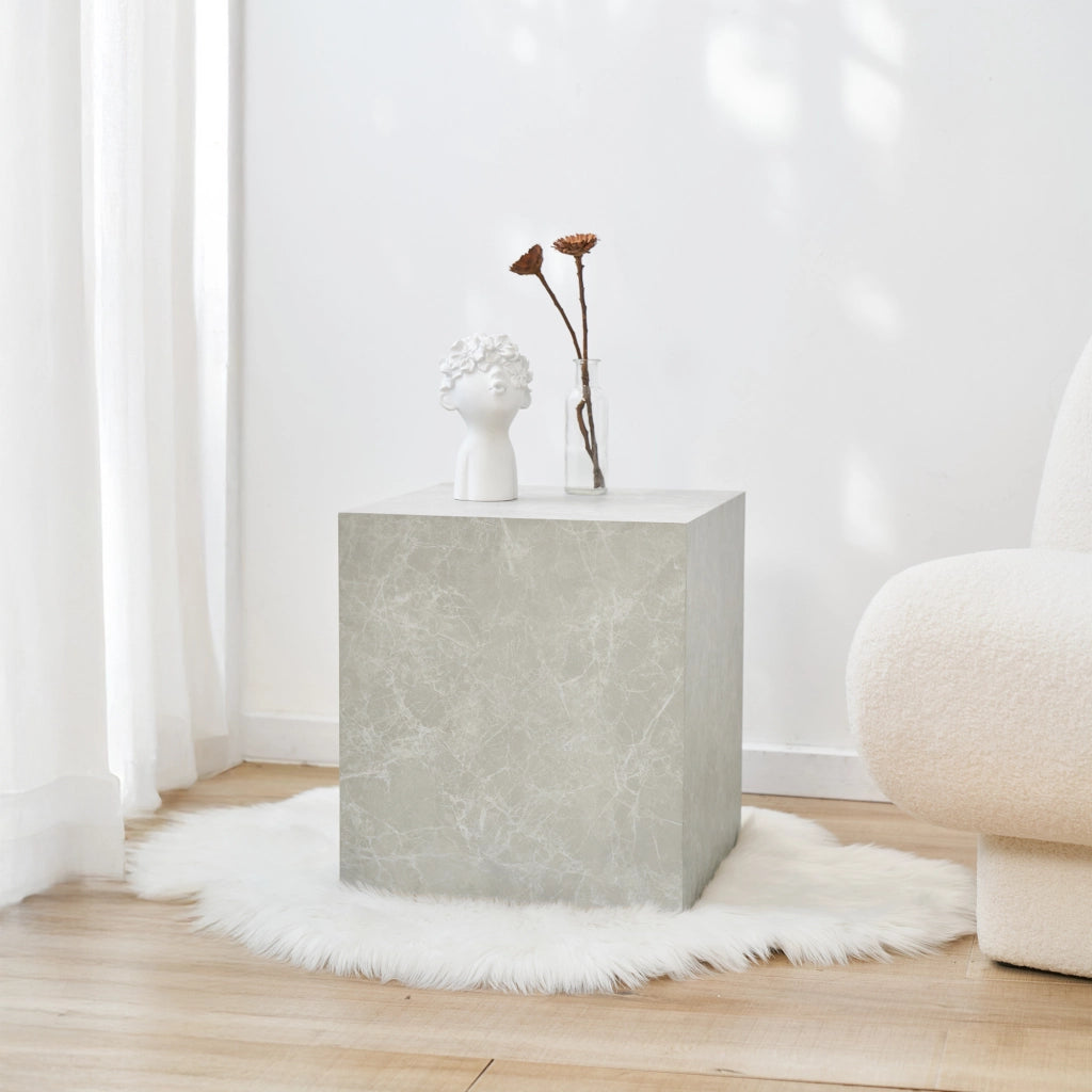 Tavolino Ellelu a Forma di Cubo 45 x 40 x 40 cm - Effetto Marmo Tortora [en.casa]