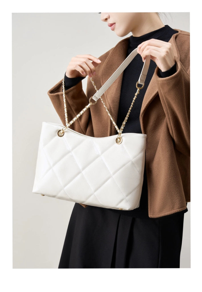 Borsa a tracolla da donna in vera pelle, colore bianco.