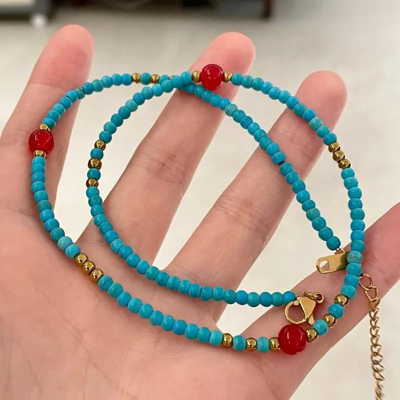 Collana con perline di cristallo verde: gioiello in pietra naturale fatto a mano