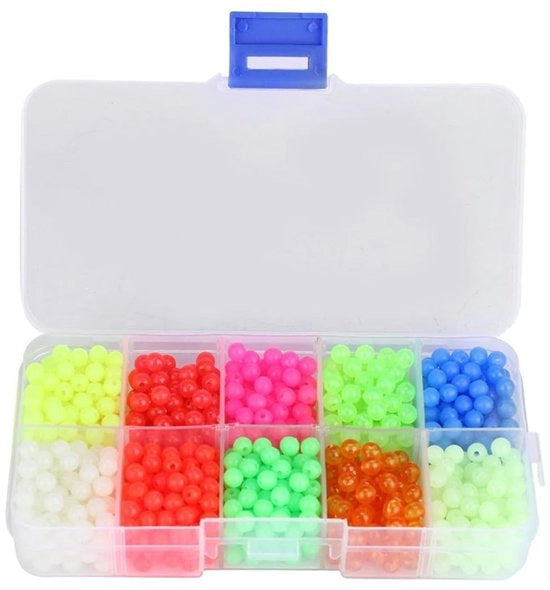 Attrezzo per pesca con set di arti finte in plastica