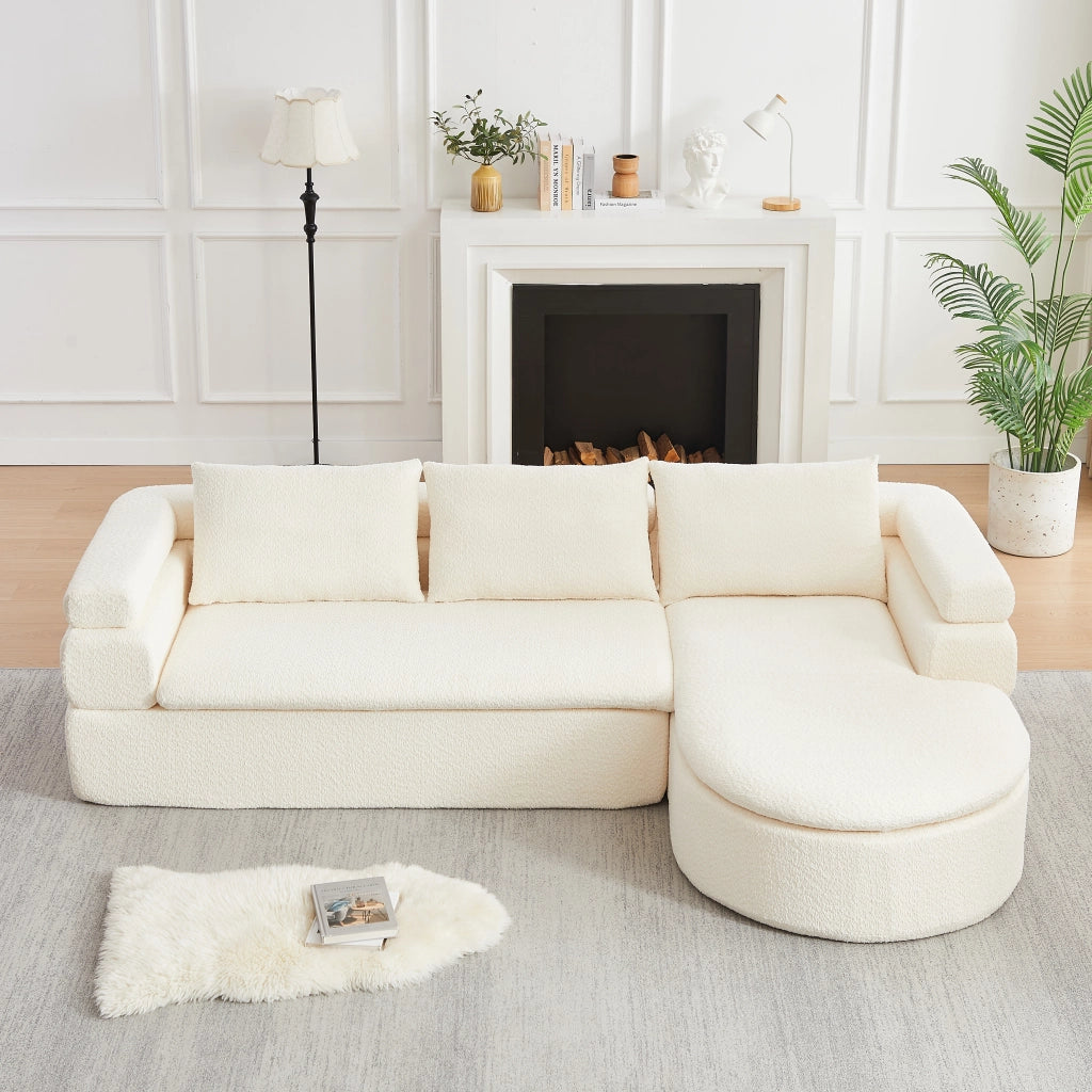 Divano angolare con chaise longue in ciniglia con schienali imbottiti e seduta sagomata a gradoni beige per soggiorno