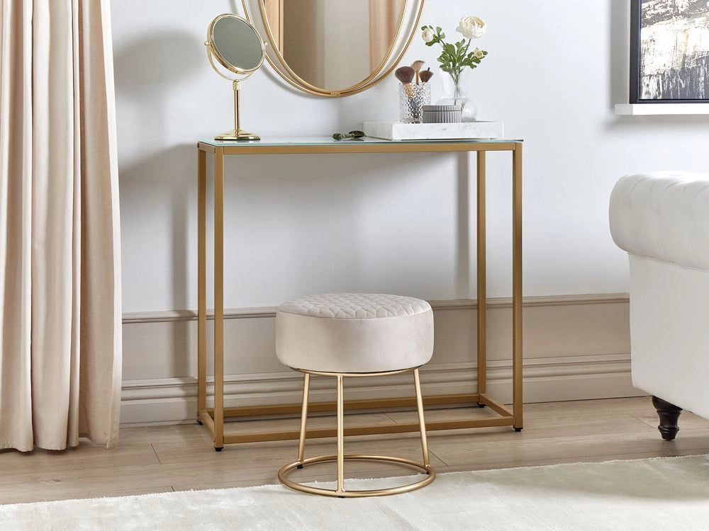 Poggiapiedi in Velluto beige con Base in Metallo Dorato stile Glam Moderno