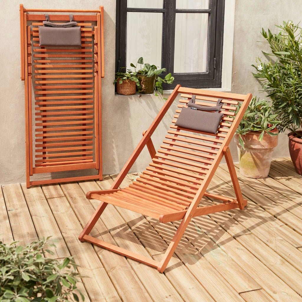 Set 2 lettini prendisole in legno con doghe e poggiatesta, marrone