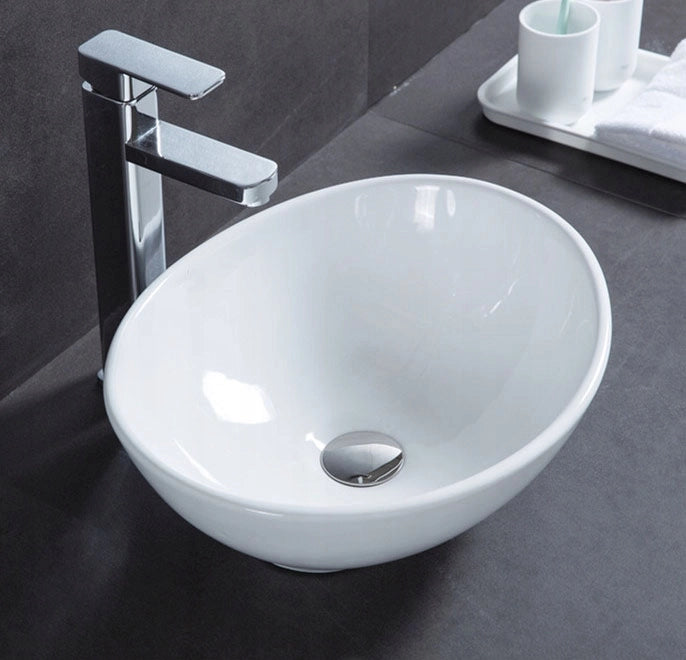 Lavabo da appoggio ovale in ceramica bianca da posizionare su piano 42 x 34 cm