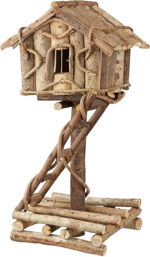 Casa per uccelli in legno non trattato su base standard - realizzata a mano con scala - espressione naturale