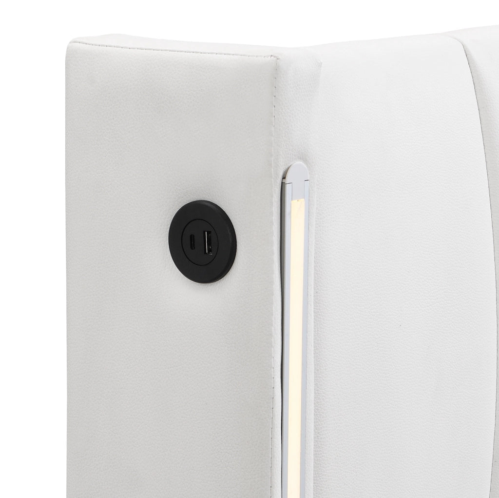 Letto 140x190 cm con vano contenitore, LED e porta USB integrata in PU bianco
