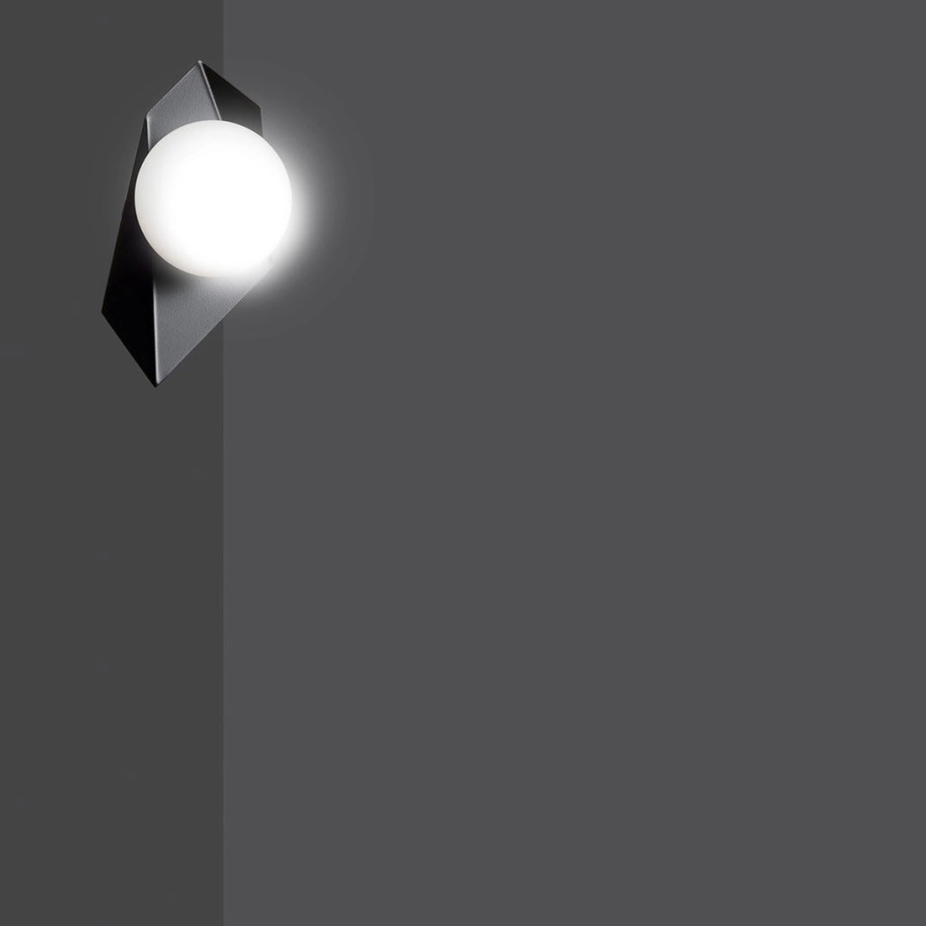 Lampada a parete Drifton in acciaio nero e vetro