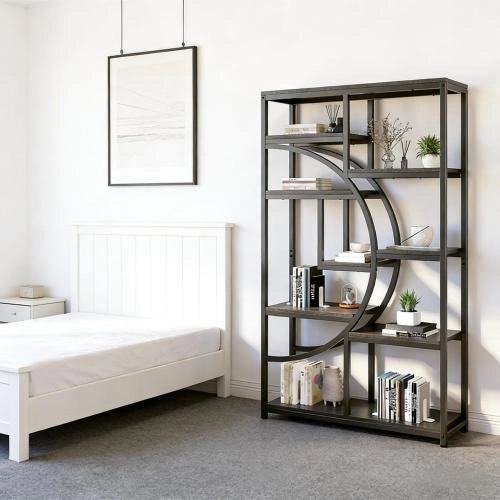 Libreria geometrica autoportante con 9 ripiani, struttura in metallo nero e legno, design moderno