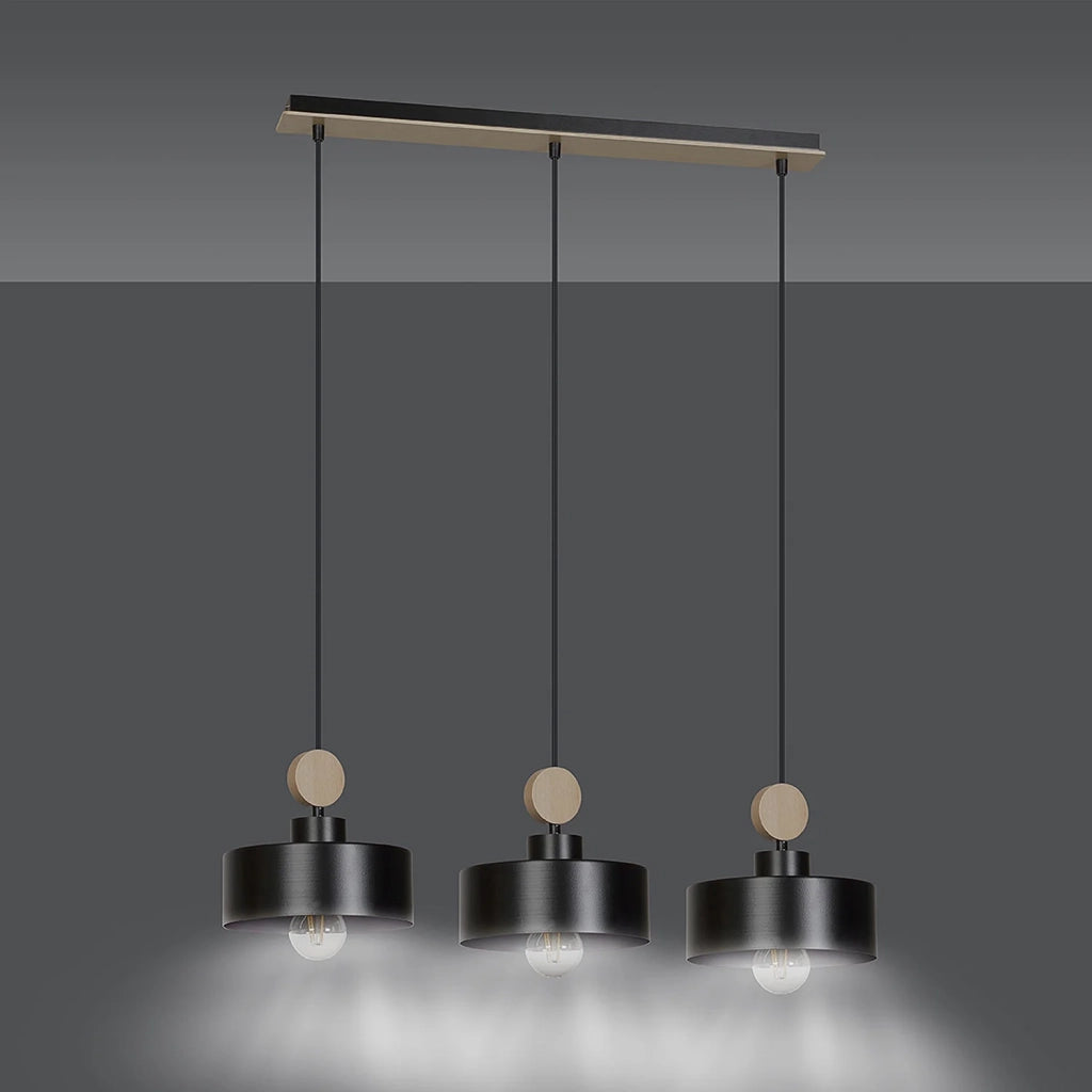 Lampadario 3 Luci Zhurong In Acciaio Nero E Paralumi Con Legno Naturale
