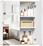 Armadietto da Bagno Pensile, Specchio Contenitore con 2 Ripiani Interni Regolabili, Mobile Sospeso da Bagno Salvaspazio con 2 Ante, Mobiletto Bianco e Rovere 60x20x75cm