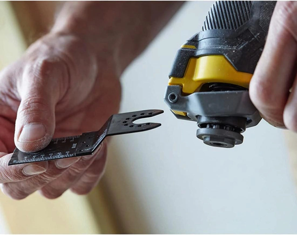 Utensile Multifunzione STANLEY FatMax SFMCE500D2T (2 Batterie 2,0 Ah + Caricabatteria + TSTAK VI)