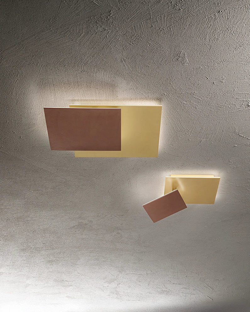 Applique a parete LED orientabile Oro e Marrone, 35W, 3000K, Luce calda, Metallo e Alluminio, design moderno per interni, 48x32 cm - Perenz