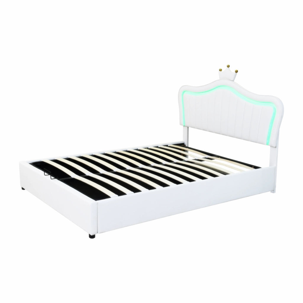 Letto imbottito per bambini con testiera a corona e LED, 140x200 cm, bianco PU