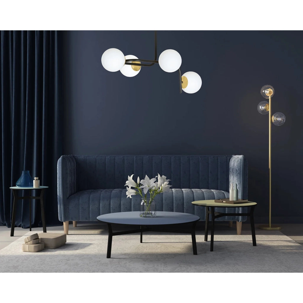 Lampadario 4 Luci Kalf Acciaio Nero A Bracci Curvi E Sfere Vetro Opalino E Oro