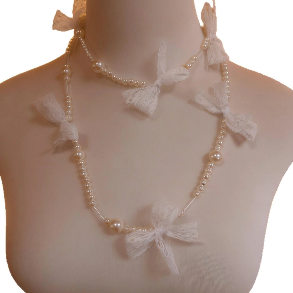 Collana di lusso con fiocco in pizzo e perle