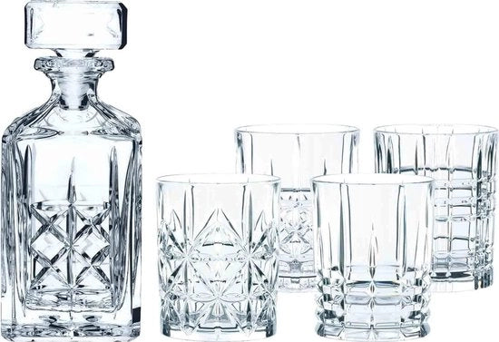 Set di whiskey in vetro di lusso con caraffa e bicchieri