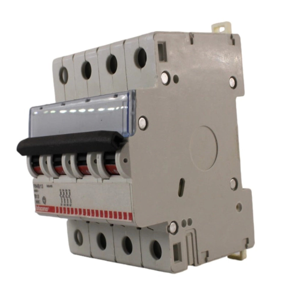 Interruttore magnetotermico 4 poli 4 moduli 13A Bticino