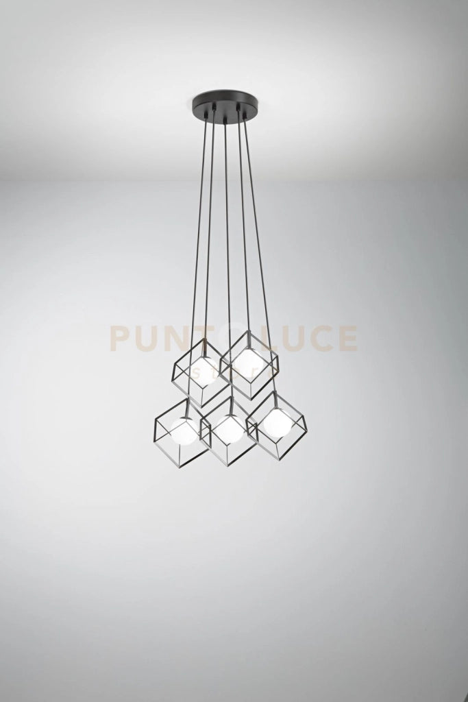 Sospensione in metallo colore nero Cube 5 luci attacco G9 d.55cm