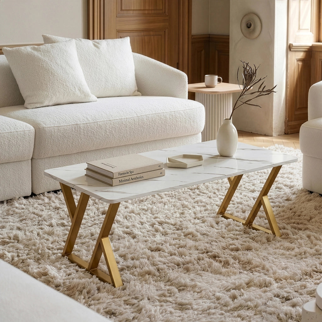 Tavolino da Caffè Nolu con Piano Rettangolare 120 x 60 x 46 cm - Effetto Marmo Bianco/Oro [en.casa]