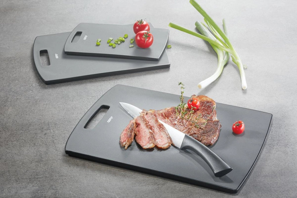 GEFU GE13990 Levoro Tagliere in Plastica con Piedini Antiscivolo e Superficie Antimicrobica colore Grigio