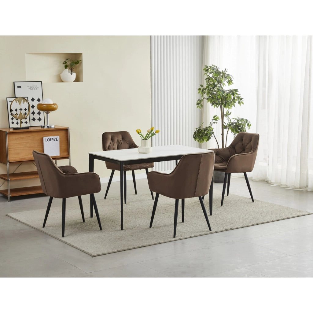Sedia Jork in velluto marrone con gambe in metallo nero