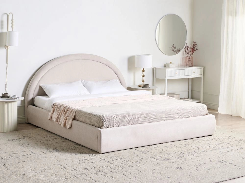 Letto imbottito in tessuto beige chiaro 180 x 200 cm contenitore rialzabile con testiera e rete a doghe