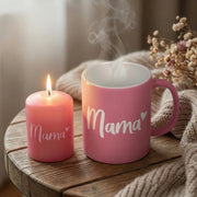 Bicchiere di Cottura in Cotto Rosa 320 ml con Candelabro e Scritta "Mama" - Regalo Affettuoso per la Madre o la Festa dell'Amica