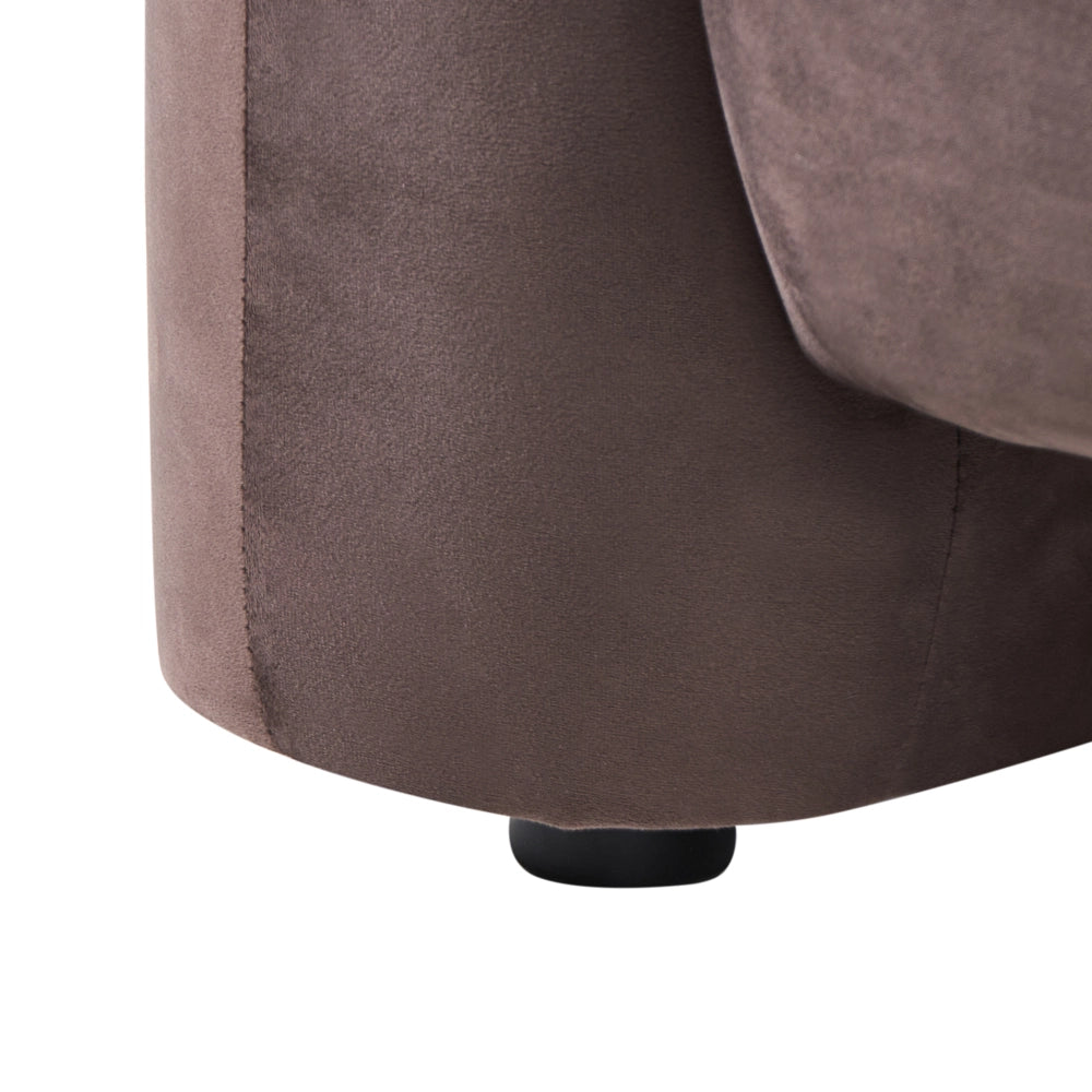 Poltrona in velluto marrone scuro con cuscino rotondo stile glamour retrò soggiorno