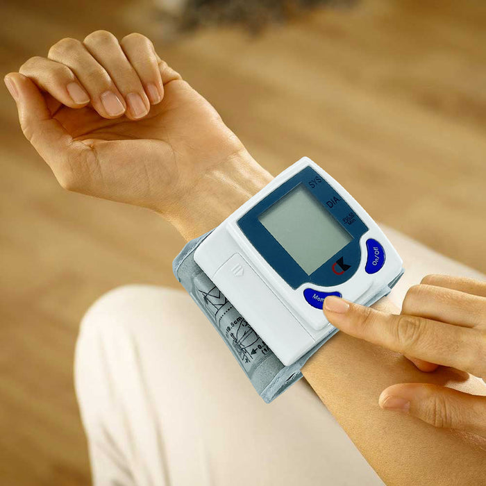 Misuratore Automatico di Pressione Arteriosa da Polso con Monitor