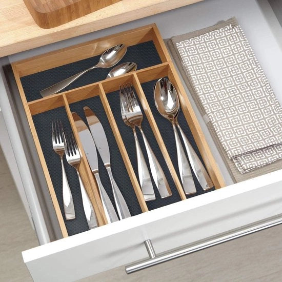 Copertura per piatti in cucina, gomme EVA non adesive per piastrelle cucina con piastrelle per tavolo per cucina, acqua resistente e duraturo per cassetti e copertura cassetti (Grigio, 30x500cm)