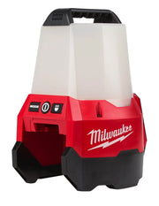 Torcia LED Milwaukee M18TAL-0 (Solo corpo)