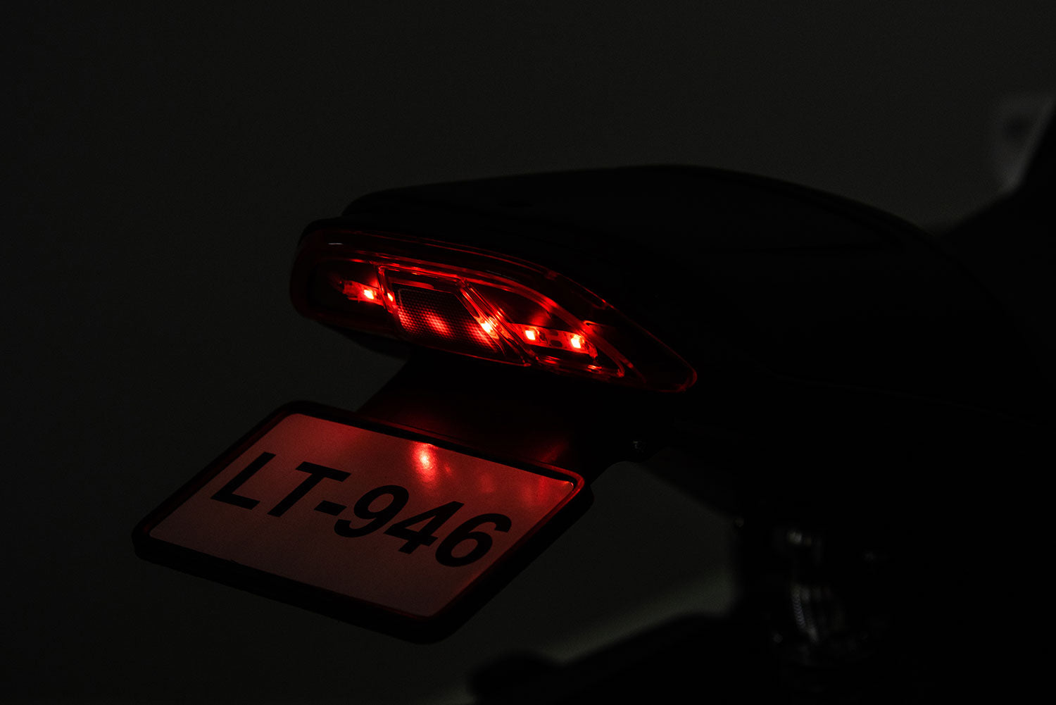 Mini Quad Elettrico per Bambini 3 Ruote 12V ATV 3.0 Rosso