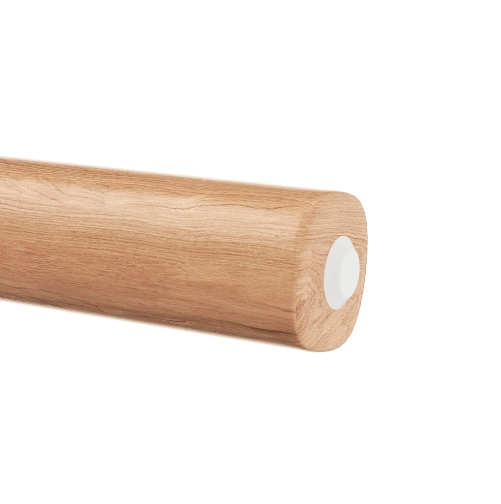 Poltrona lounge in Teddy bianco con cuscino spesso e struttura in legno massello