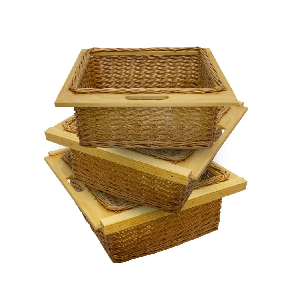 Cestelli Estraibili in Vimini per Cucina Cassetti Organizzazione Credenza Cesto in Vimini con Telaio e Binari in Legno di Faggio per Dispensa da 60cm Organizza Unità 60 cm con Viti GRATIS - 3 Cesti