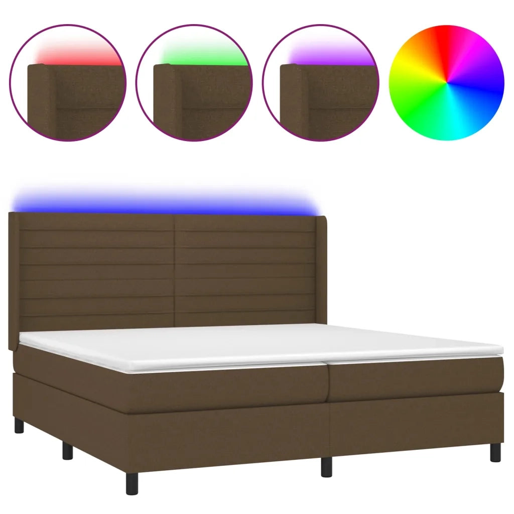 Letto a Molle Materasso e LED Marronescuro 200x200cm in Tessuto 3138424