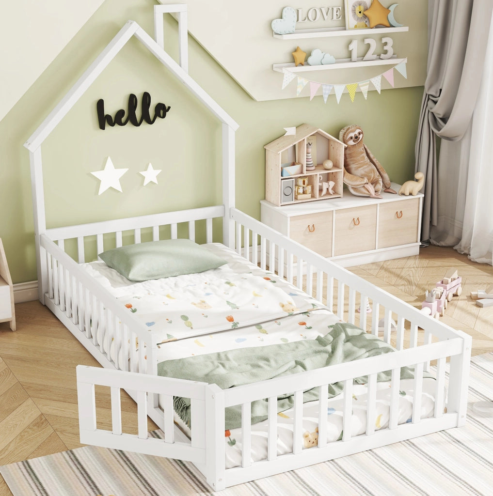Letto a casetta per bambini 90x200 cm con camino bianco