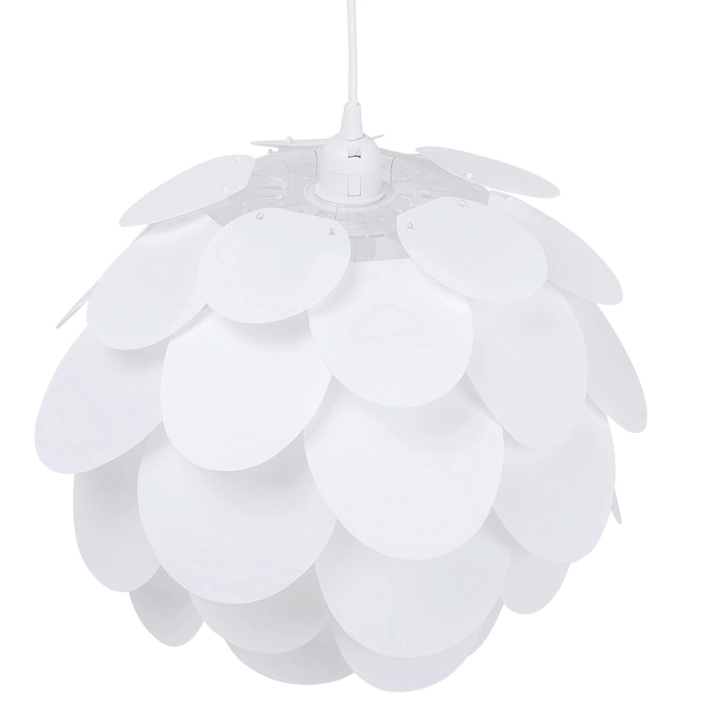 Lampada a sospensione a forma di pigna con petali bianchi lampadario