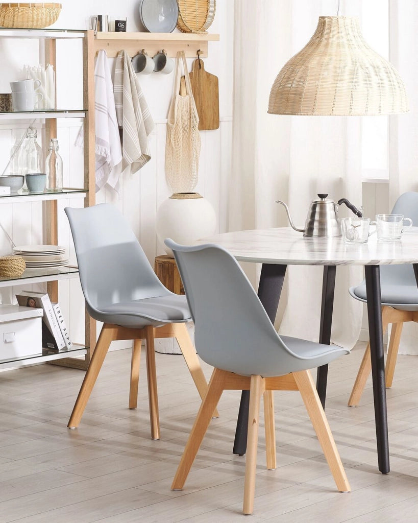 Set di 2 Sedie da Pranzo Ecopelle colore Grigio con  Gambe in Legno Lucide soggiorno sala da pranzo