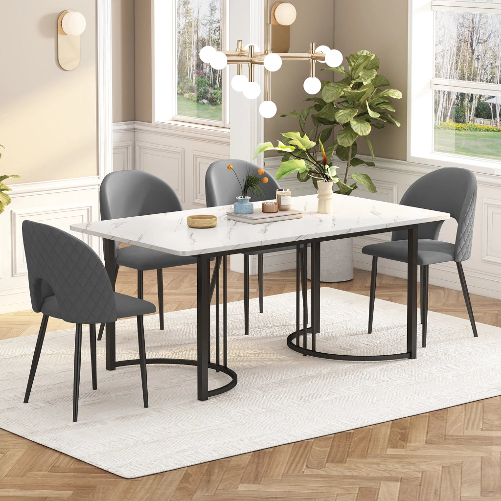 Tavolo da pranzo con 4 sedie in velluto, piano effetto marmo e gambe in metallo, per cucina e sala da pranzo, 140 × 80 cm