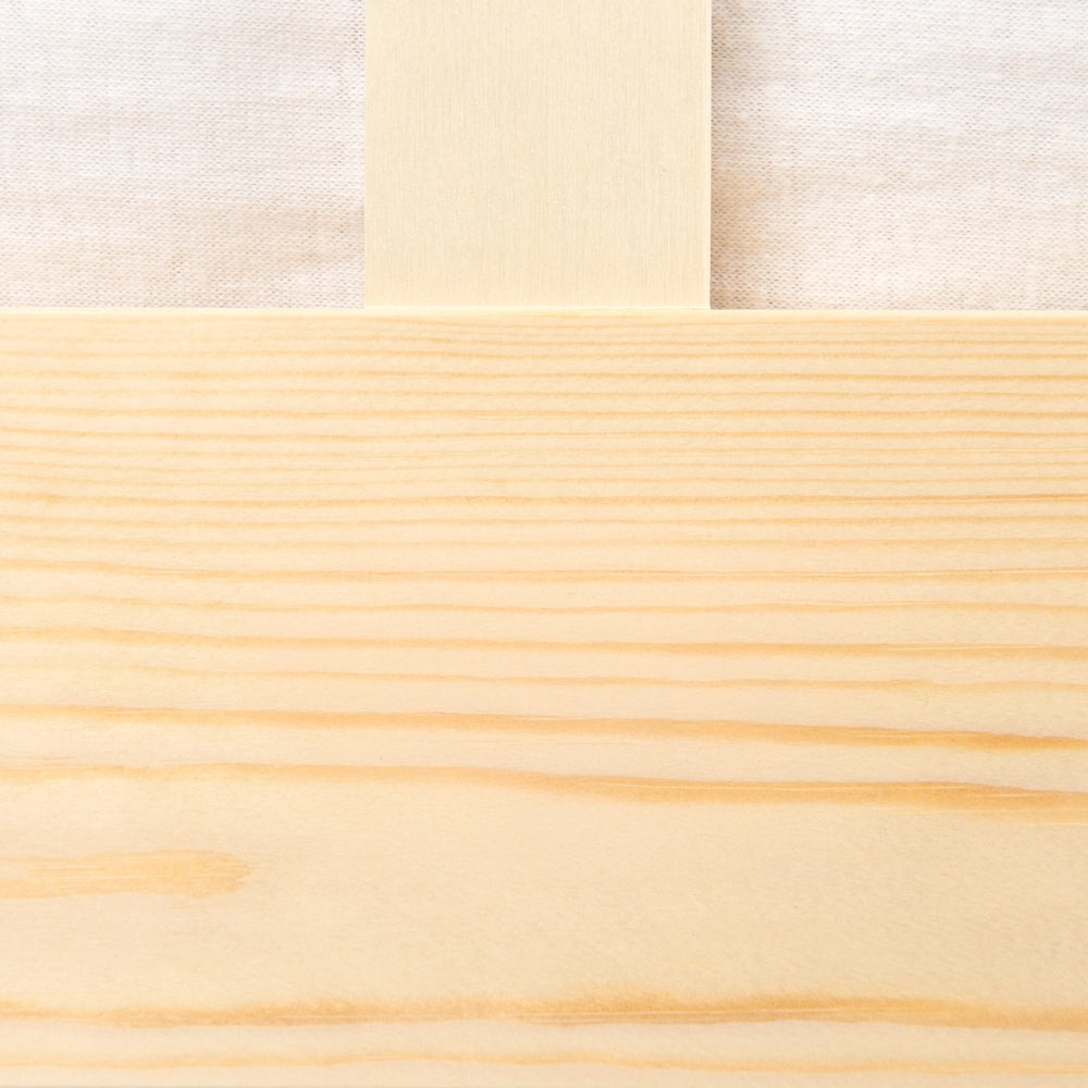 Letto matrimoniale in legno di Pino chiaro con Rete a Doghe 180 x 200 cm stile minimalista