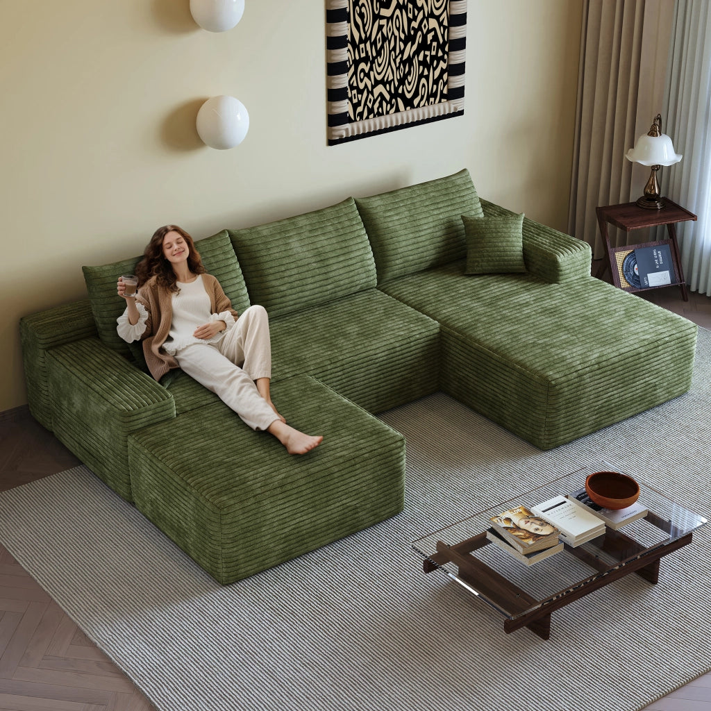 Divano angolare modulare con chaise longue a L e seduta profonda, senza attrezzi, in tessuto a coste verde