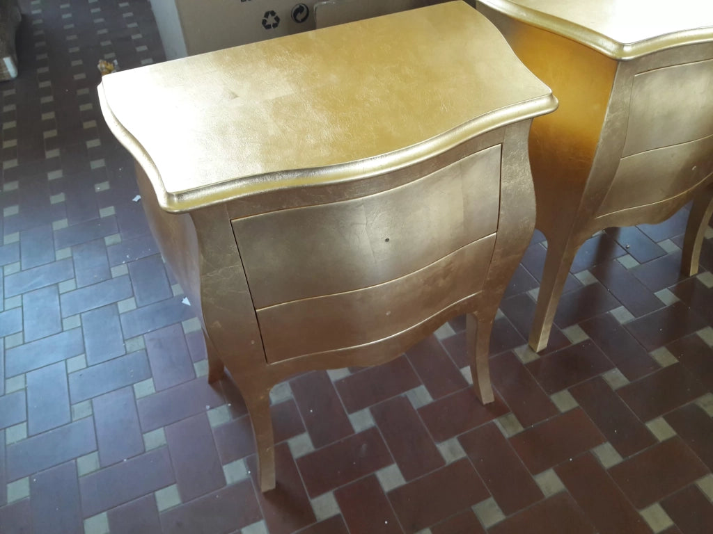 Comodino bombato 2 cassetti legno oro 49x29x61 (1252) - Mobili 2G