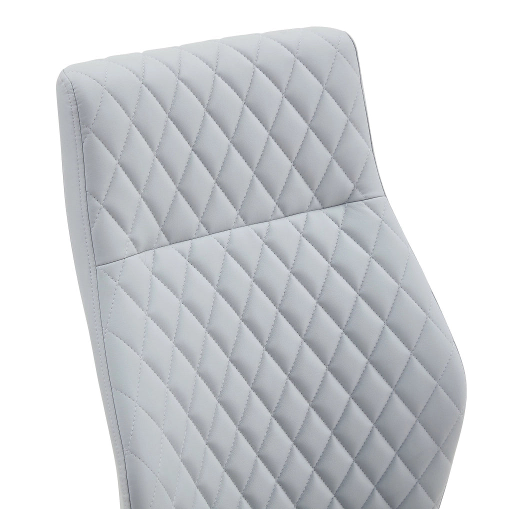 Set di 2 sedie da pranzo in similpelle PU grigio chiaro; schienale alto 100 cm; struttura in metallo argento